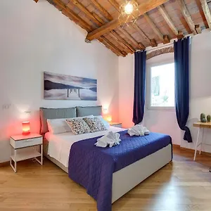 mamo-florence-cindy-apartment.it-tuscanyhotel.com/